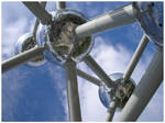 Atomium by XxXLipsOfAnAngelXxX