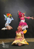 Flying or not flying by Aoime