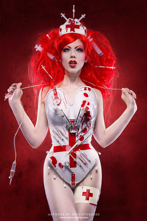 Psycho nurse by Ophelia-Overdose