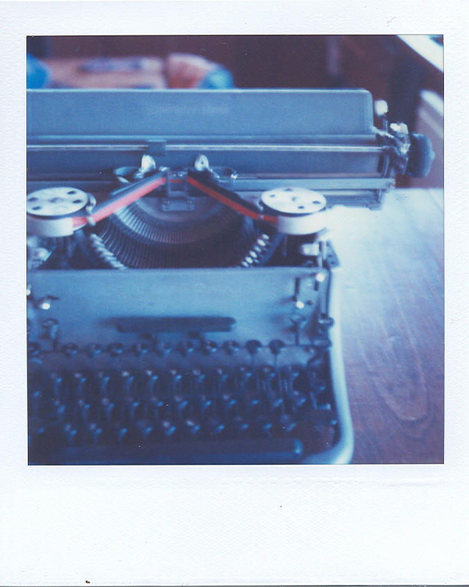 typewriter by nikixfm