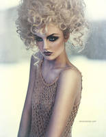 Blondie by Amanda-Diaz