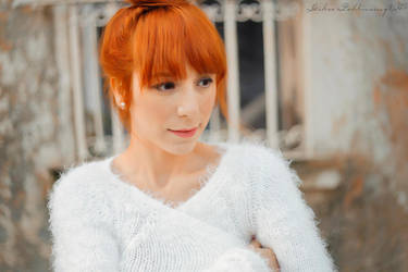 Burcu Tatlises 01 by Anahita