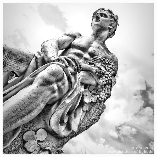 :: Weingott Bacchus :: by Phantom-of-light