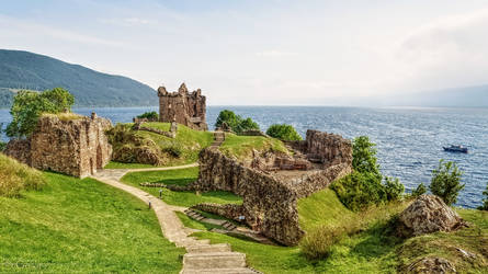 Scotland - Ruins of Urquhart Castle by pingallery