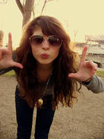 You're a looser by daisyvonteese