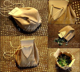 Medieval Leather Pouch by izasartshop