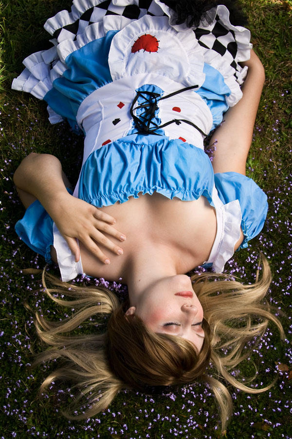 Sleeping Alice by ExileFayt