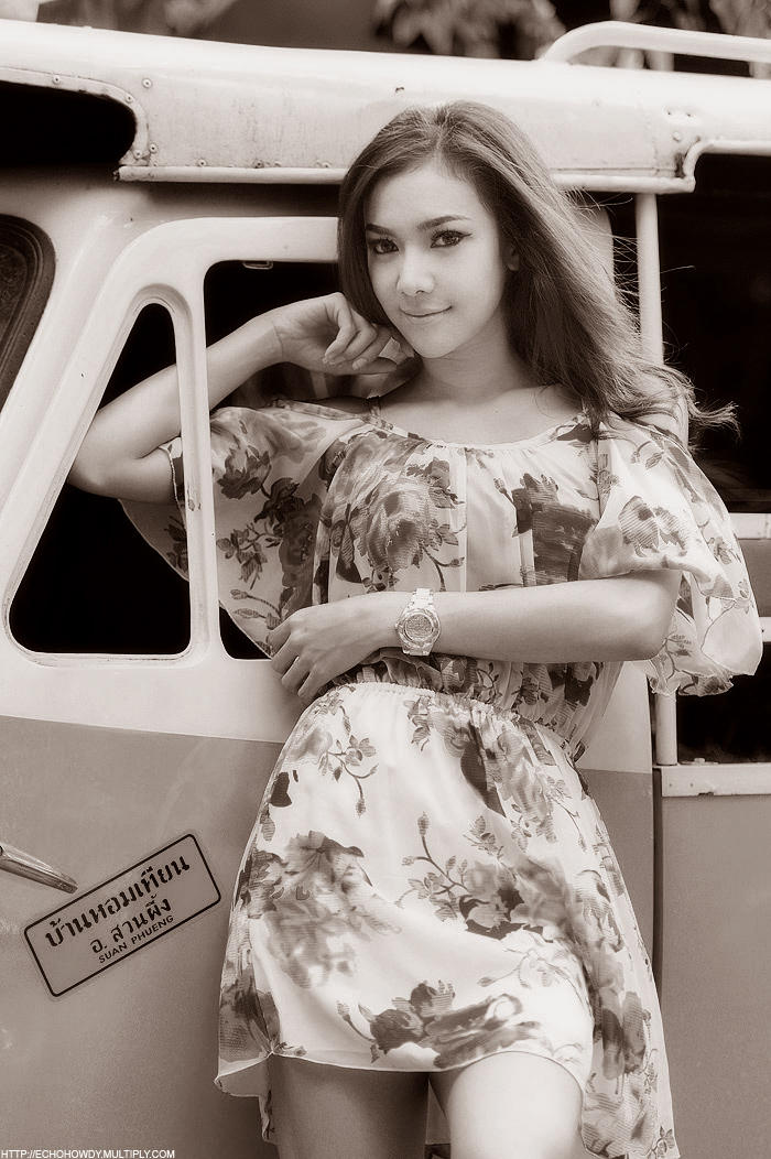 FlyAway06 by Echohowdy