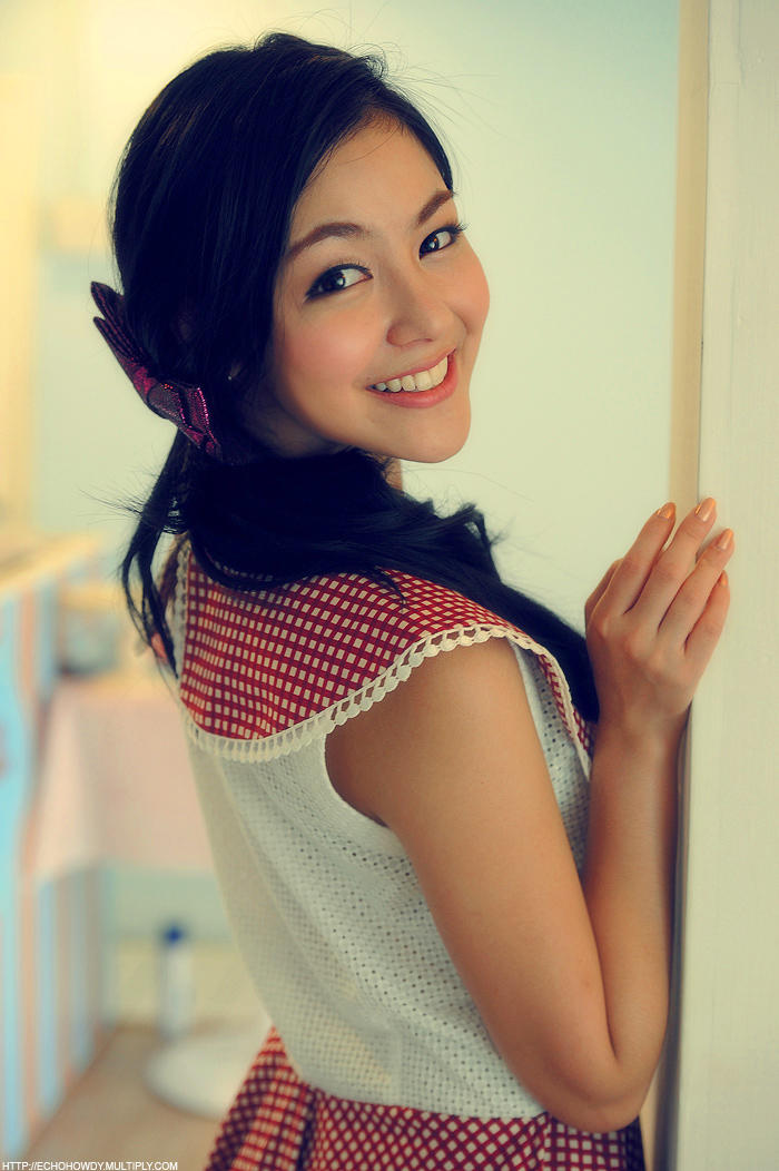 HaveUEverFallenInLove09 by Echohowdy