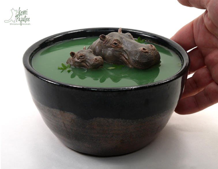 Miniature 1:12 Hippo sculptures by Pajutee