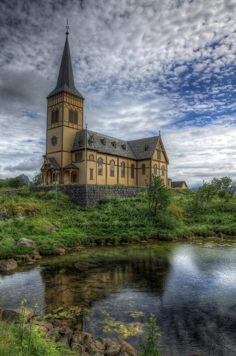 Lofoten Cathedral by Azagh