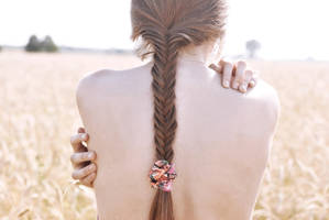 woven hand by idzpowinoiniewracaj