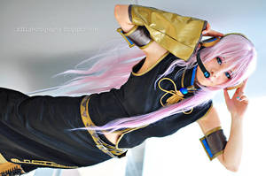 Vocaloid: Megurine Luka I by z3LLLL