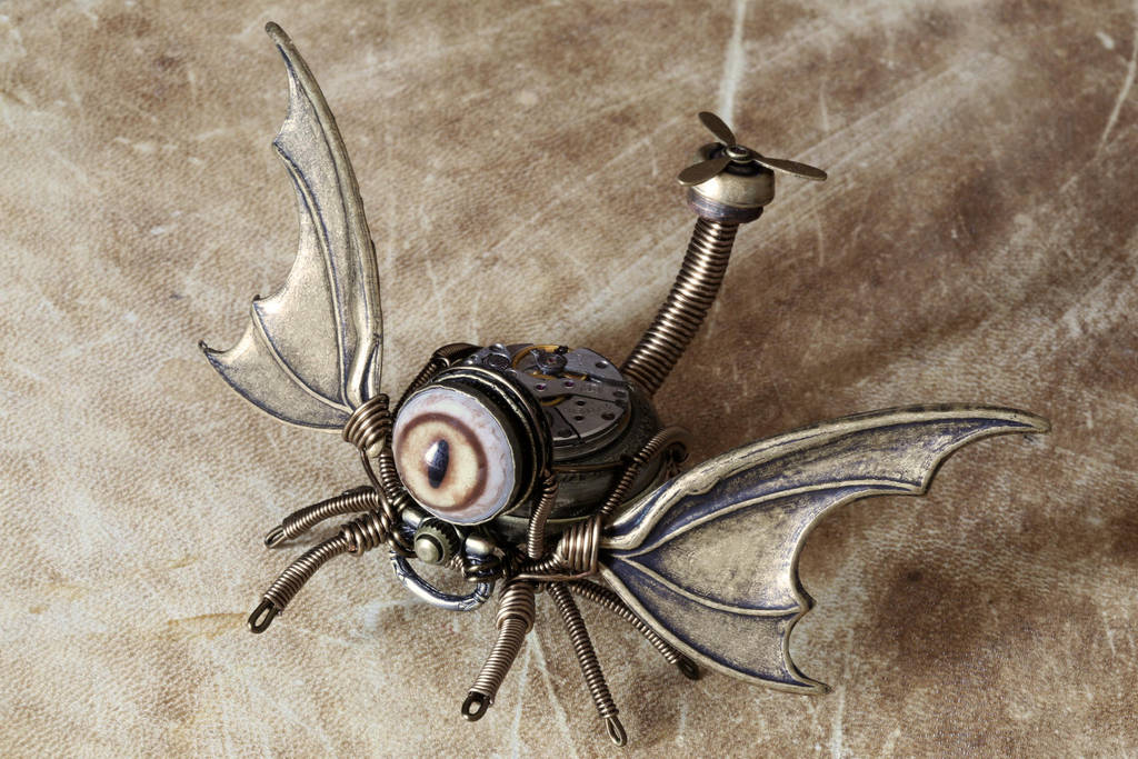 One eyed steampunk Dragon Drone by CatherinetteRings