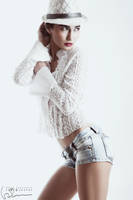 Tugce by steelhearted