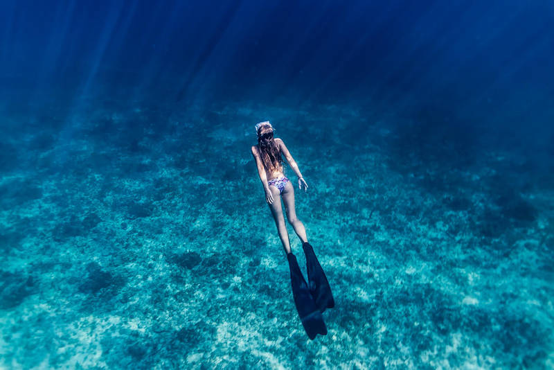 Free Diving by SachaKalis