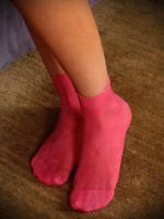 girle feet 2 by IcECO0L