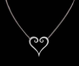Kingdom Hearts Pendant by obsidiandevil