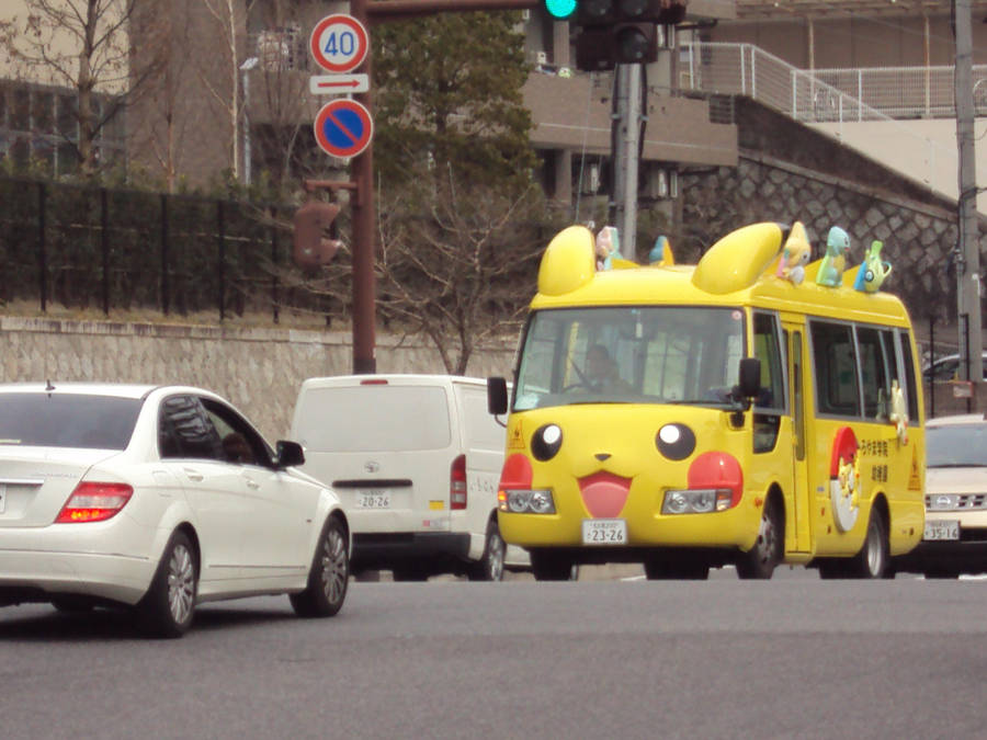 Pikachu Bus by CloverWing