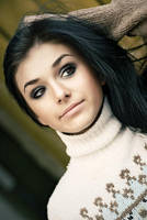 hmmm.. by JuicyCinnamon