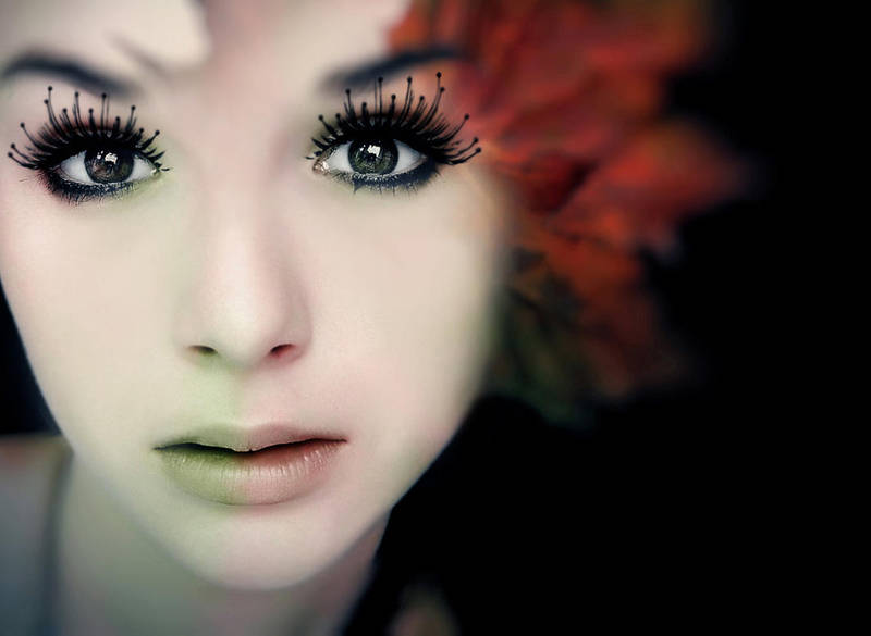 Autumngirl by JuicyCinnamon