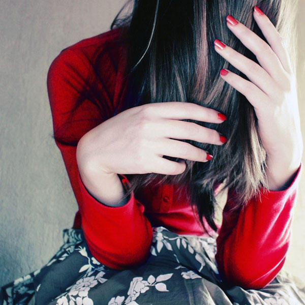 Beautiful red by Ambyon