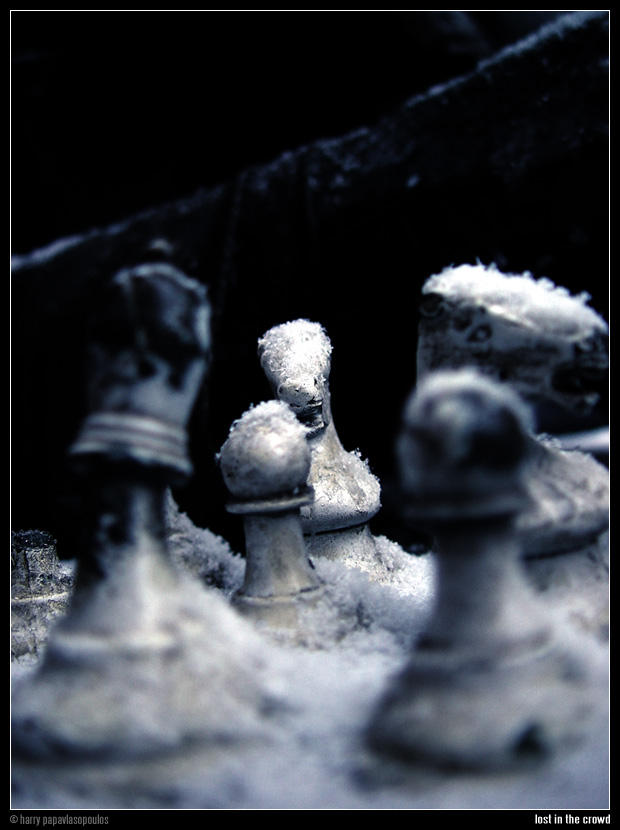 lost in the crowd by hordel