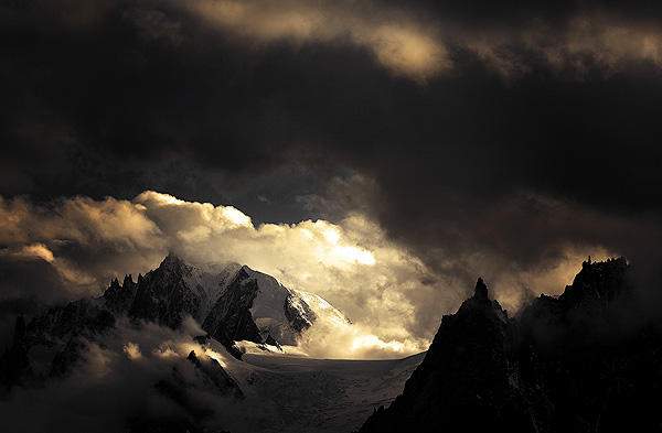 All swept away .. by alexandre-deschaumes