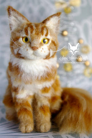 Tabby Maine Coon miniature by SaniAmaniCrafts Tabby Maine Coon miniature by SaniAmaniCrafts