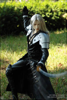Sephiroth striking a pose by scargeear