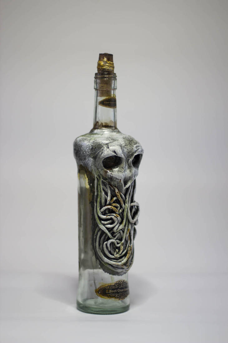 Lovecraftian Cthulhu Bottle by FraterOrion
