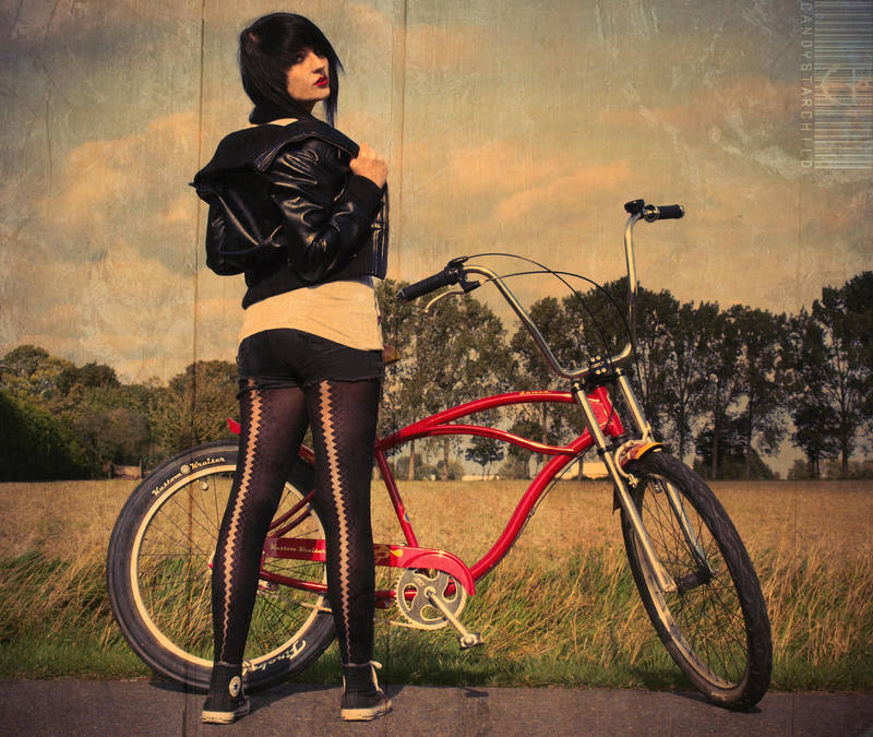 You're good lookin' ... by CandyStarchild