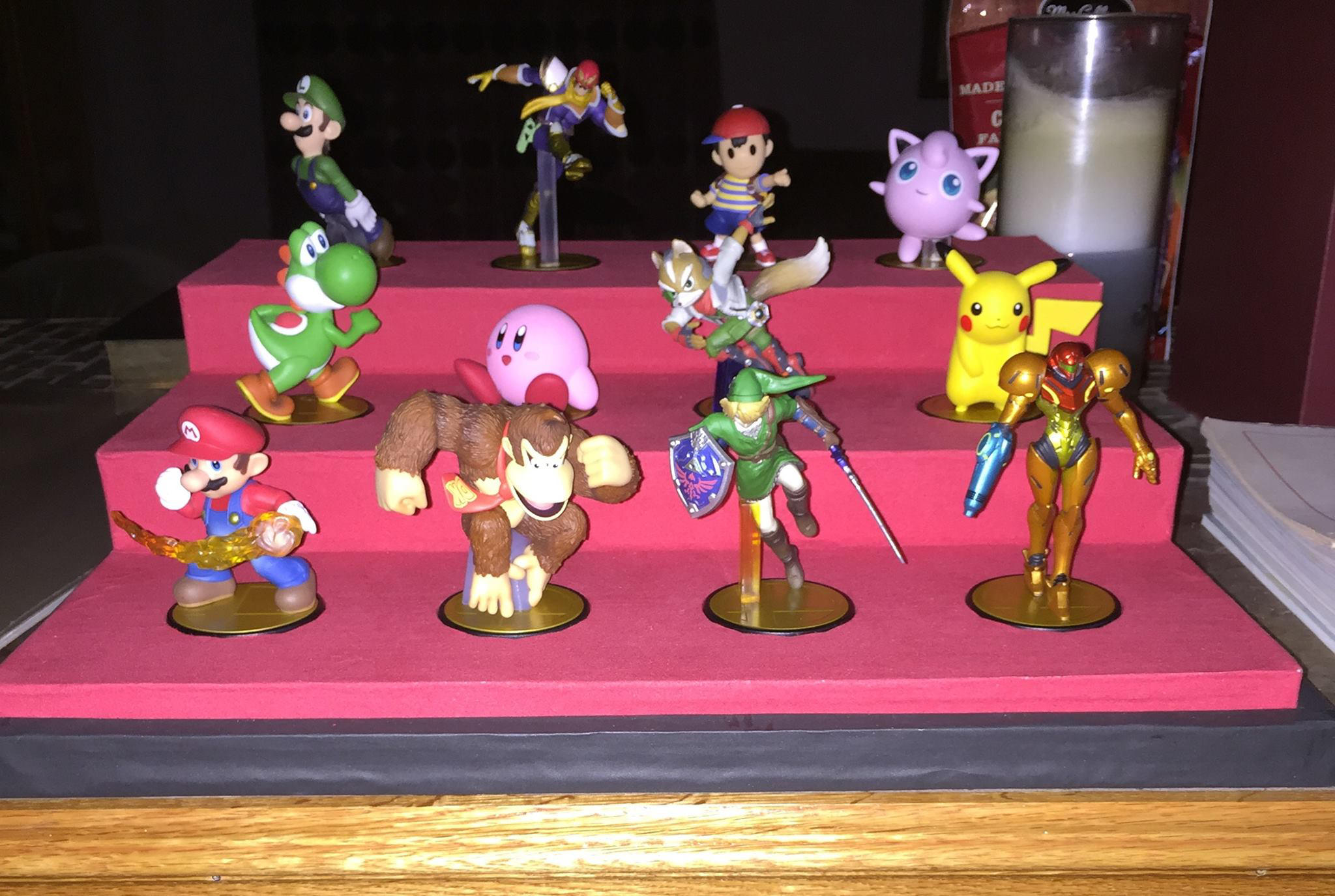 Custom Amiibo Display Shelf 2 by Facilier357 on DeviantArt