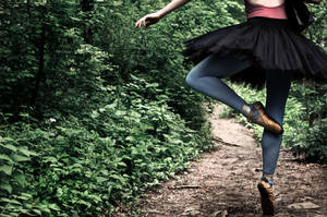 Ballerina by Luckyebbie