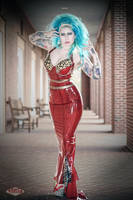 Queen Gold by Miss-MischiefX