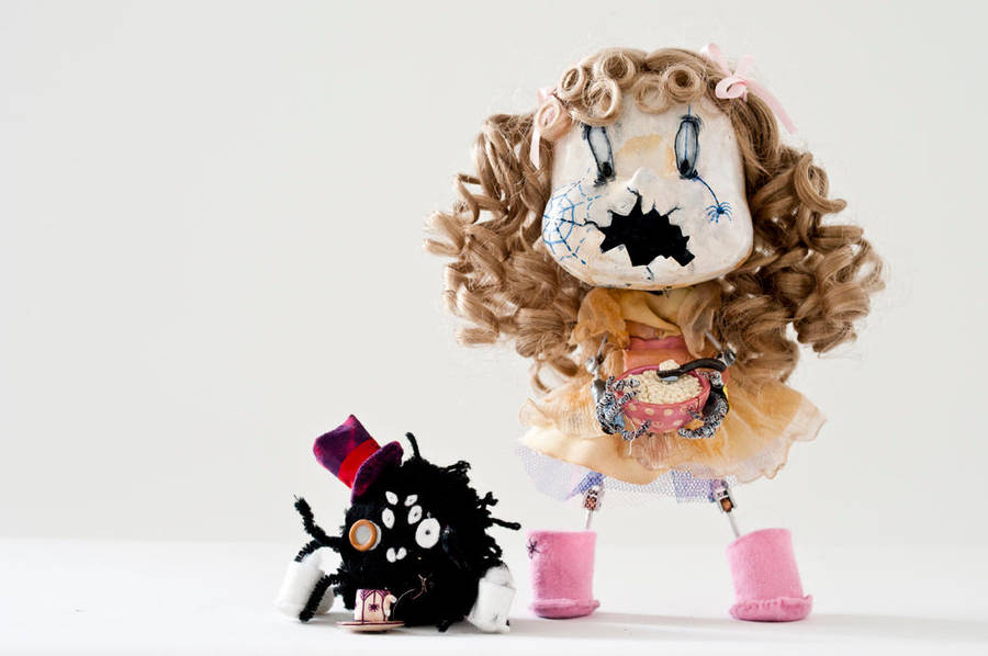Little Miss Muffet and Spider by vimfuego