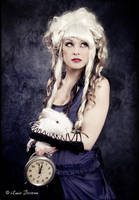 A fragile girl called Alice II by Annie-Bertram