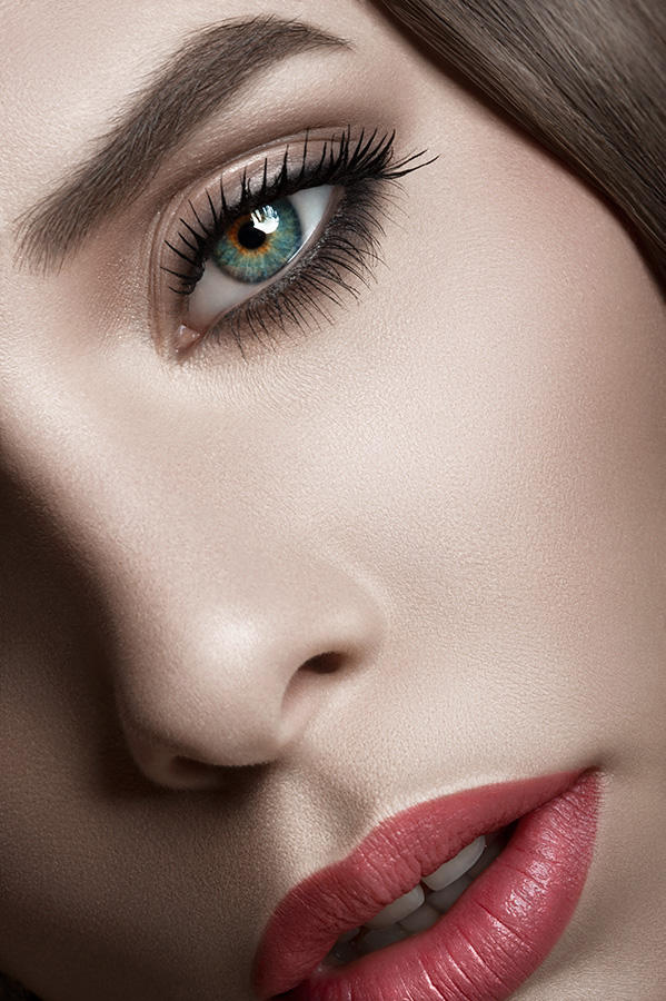 Damien Mohn Retouch by AMarfoog