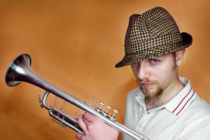 Gun to Survive by yildiztozu