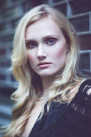 Concrete Jungle by EmilySoto