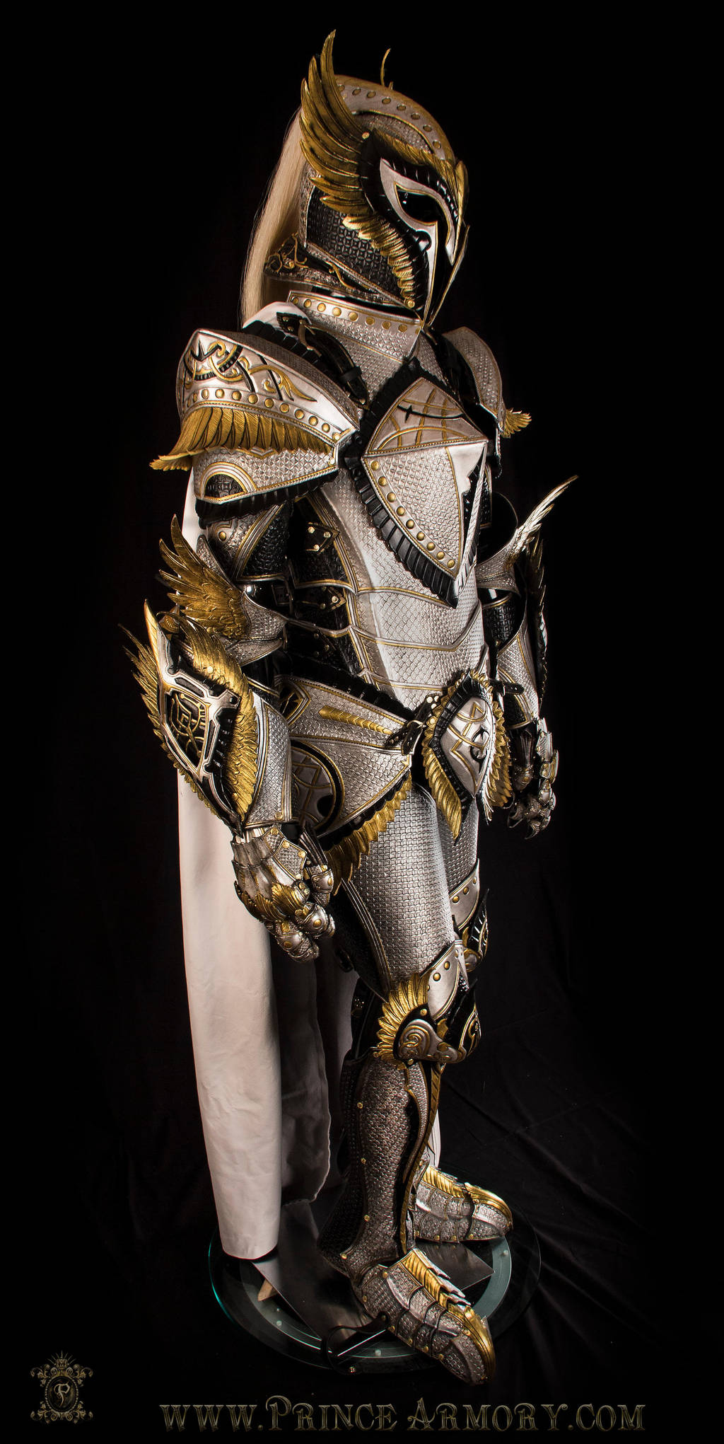 White Knight Armor by Azmal