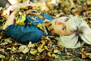 gold in the air of autumn by antonina-w-ogrodzie