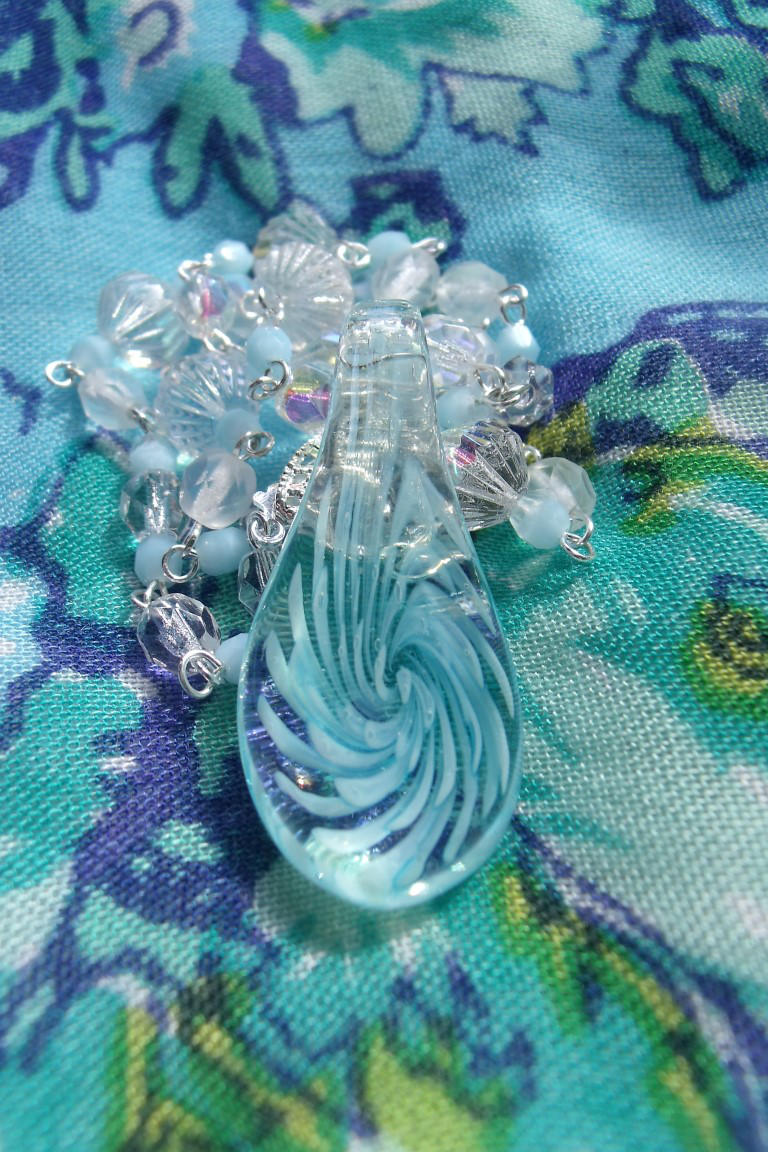 Iridescent Ice Necklace Detail by Valley-of-Egeria