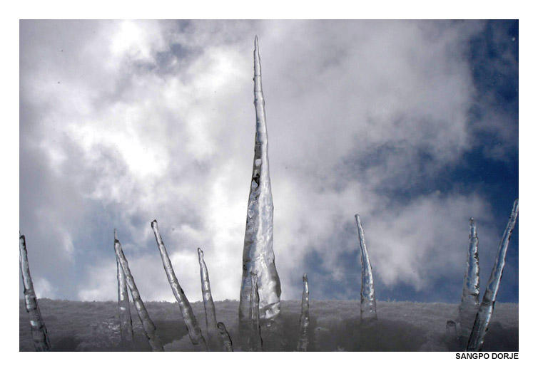 01.31.05 - Ice 1 by Drakx