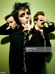 85033196-1024x1024 by greendaystjimmy