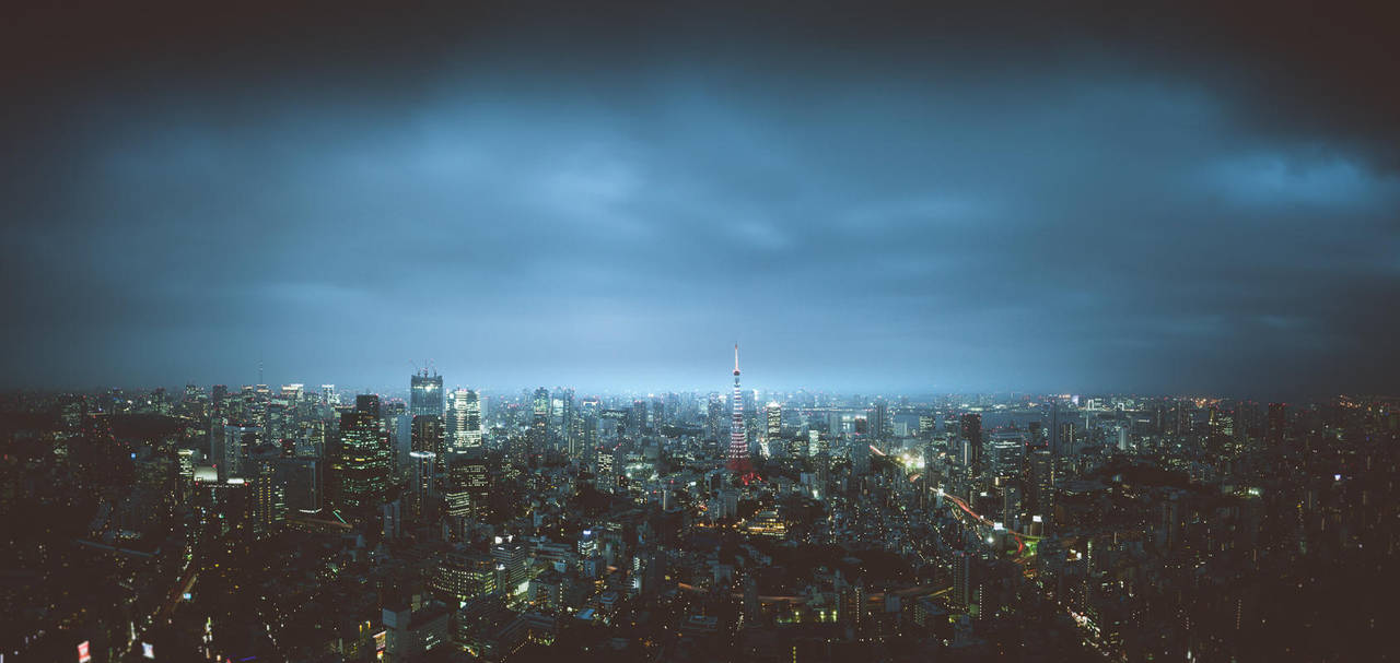 Tokyo Skyline by rawimage