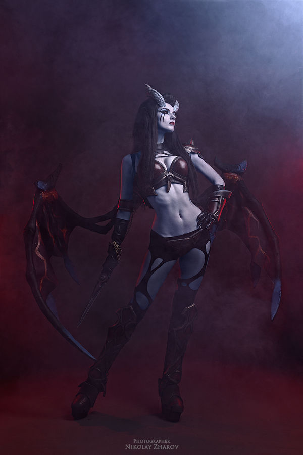 Queen of Pain - by MightyRaccoon by LetzteSchatten-stock