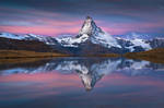 Nature is the Artist... by vincentfavre