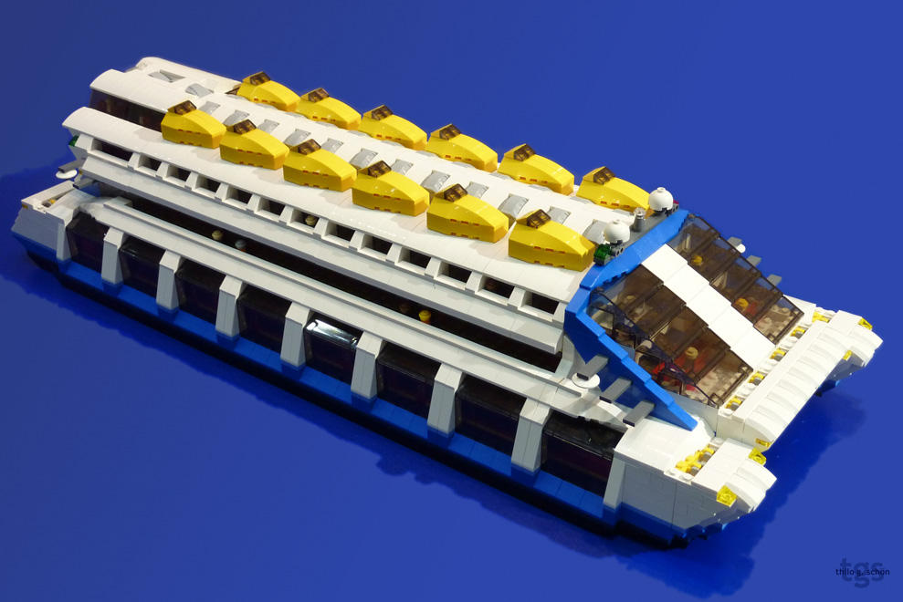 LEGO Future Ferry by JNLN