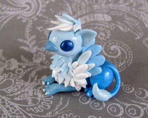 Frost Gryphon by DragonsAndBeasties Frost Gryphon by DragonsAndBeasties
